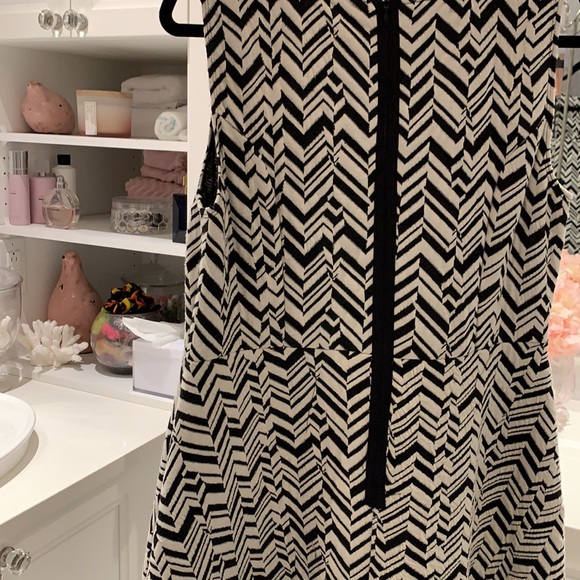 M Studio dress - Picture 6 of 7